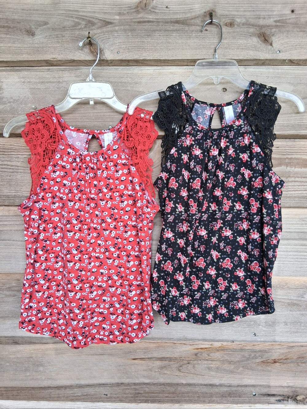 No Boundaries Lace Panel Floral Print Tops (2)